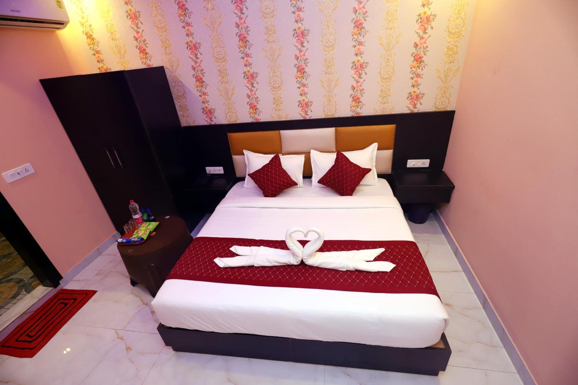 Jupiter Plaza- A Brand Of The Reality Hotell New Delhi Exteriör bild